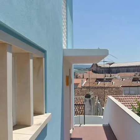 Pensión - Blue House *